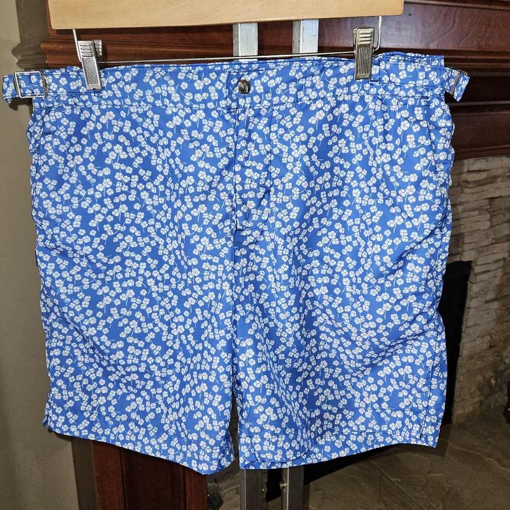 Mens Seahorse lined swim trunks size medium
